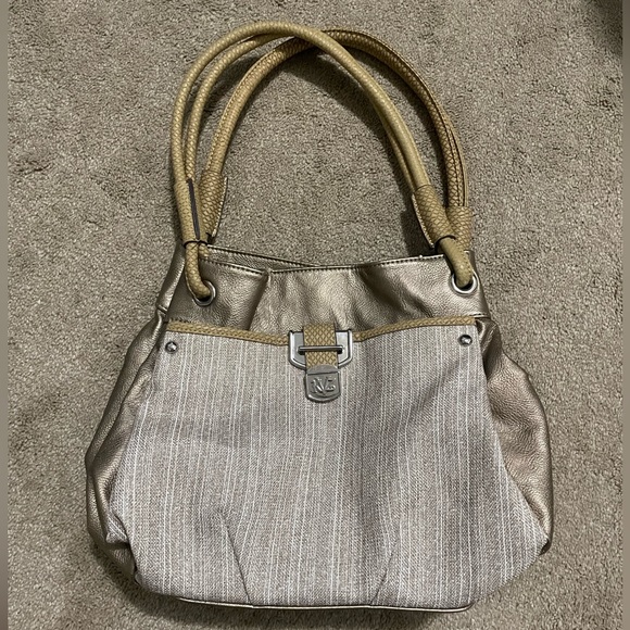 Kathy Van Zeeland Tote Purse Cream, Tan, Champagne Shimmery Button Closure - Picture 1 of 3